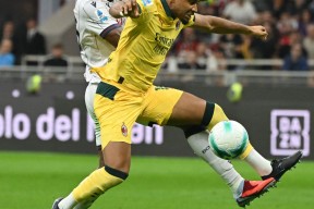 AG体育官网-AC米兰主场战平桑普多利亚，积分略有增加(落后榜首5分!米兰主场战平桑普 基本告别意甲争冠)